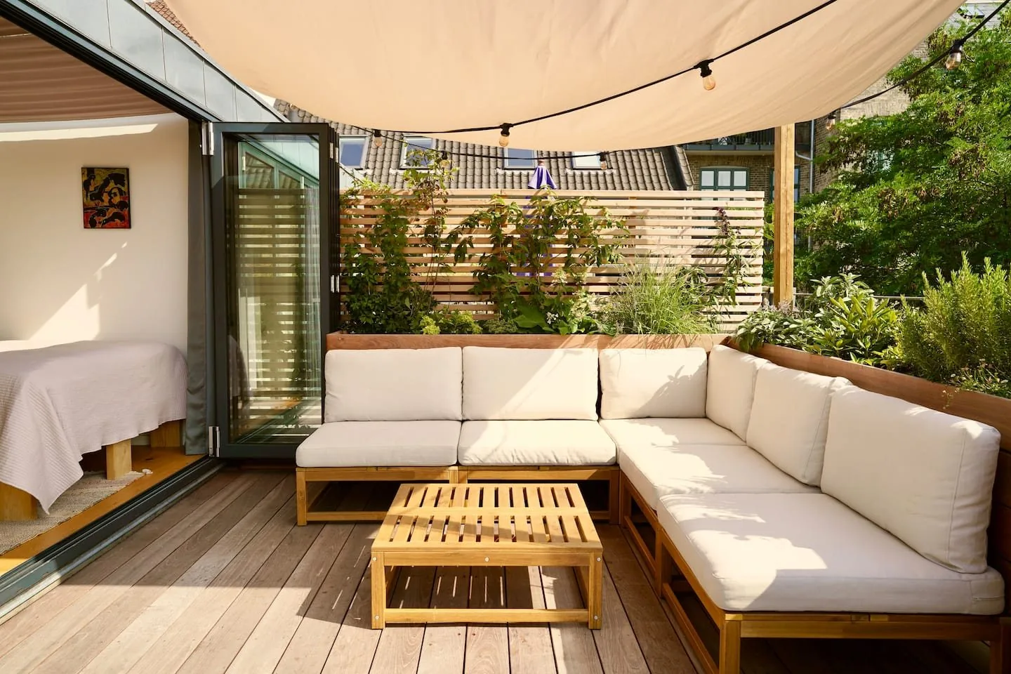 From the bed straight out to the terrace